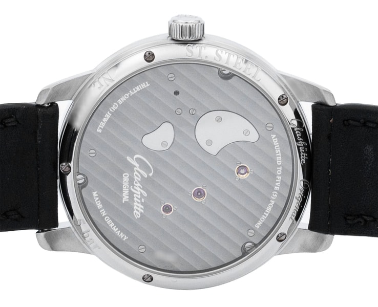 Glashutte Original PanoMaticInverse 1-66-06-04-22-05